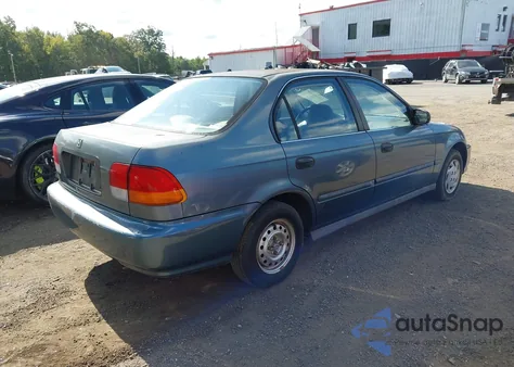 1996 Honda Civic Dx z USA, uszkodzony, nr VIN 1HGEJ6626TL030168